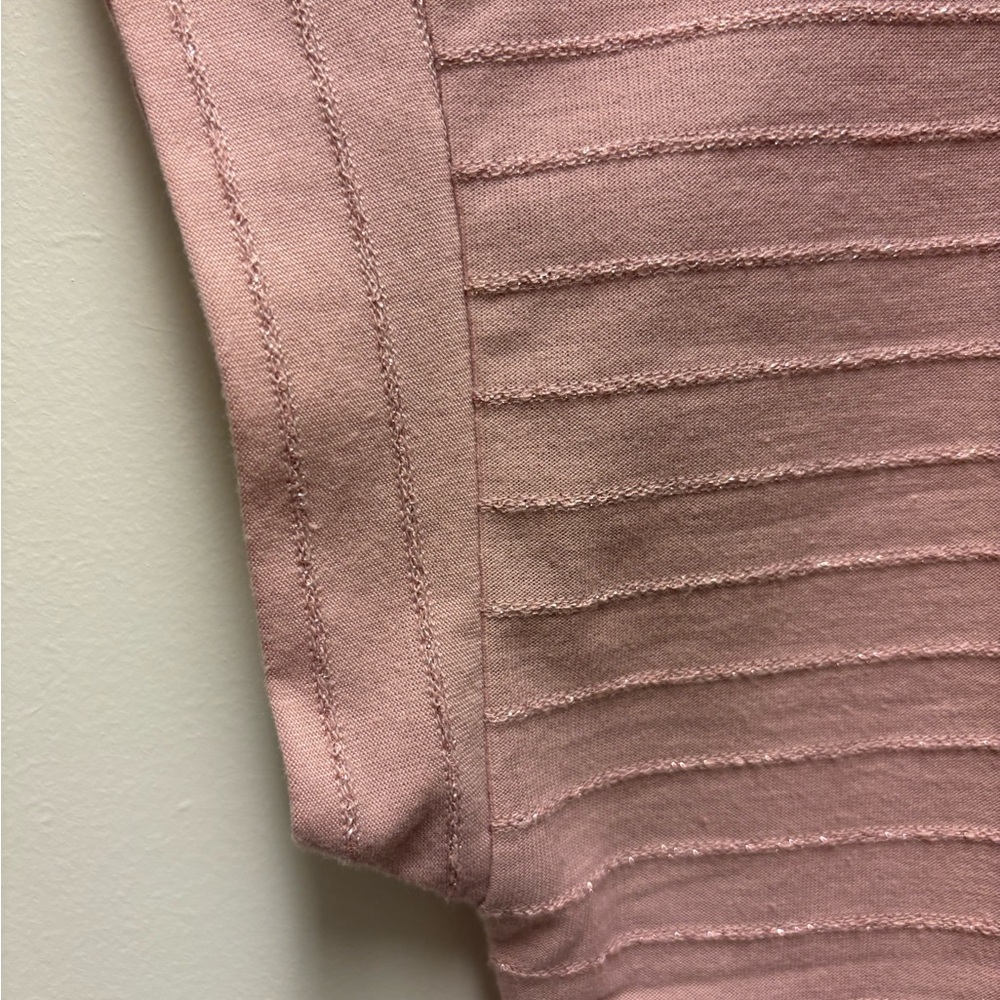 Ellen Tracy Dusty Pink Short Sleeve Top. Size L - Picture 4 of 5